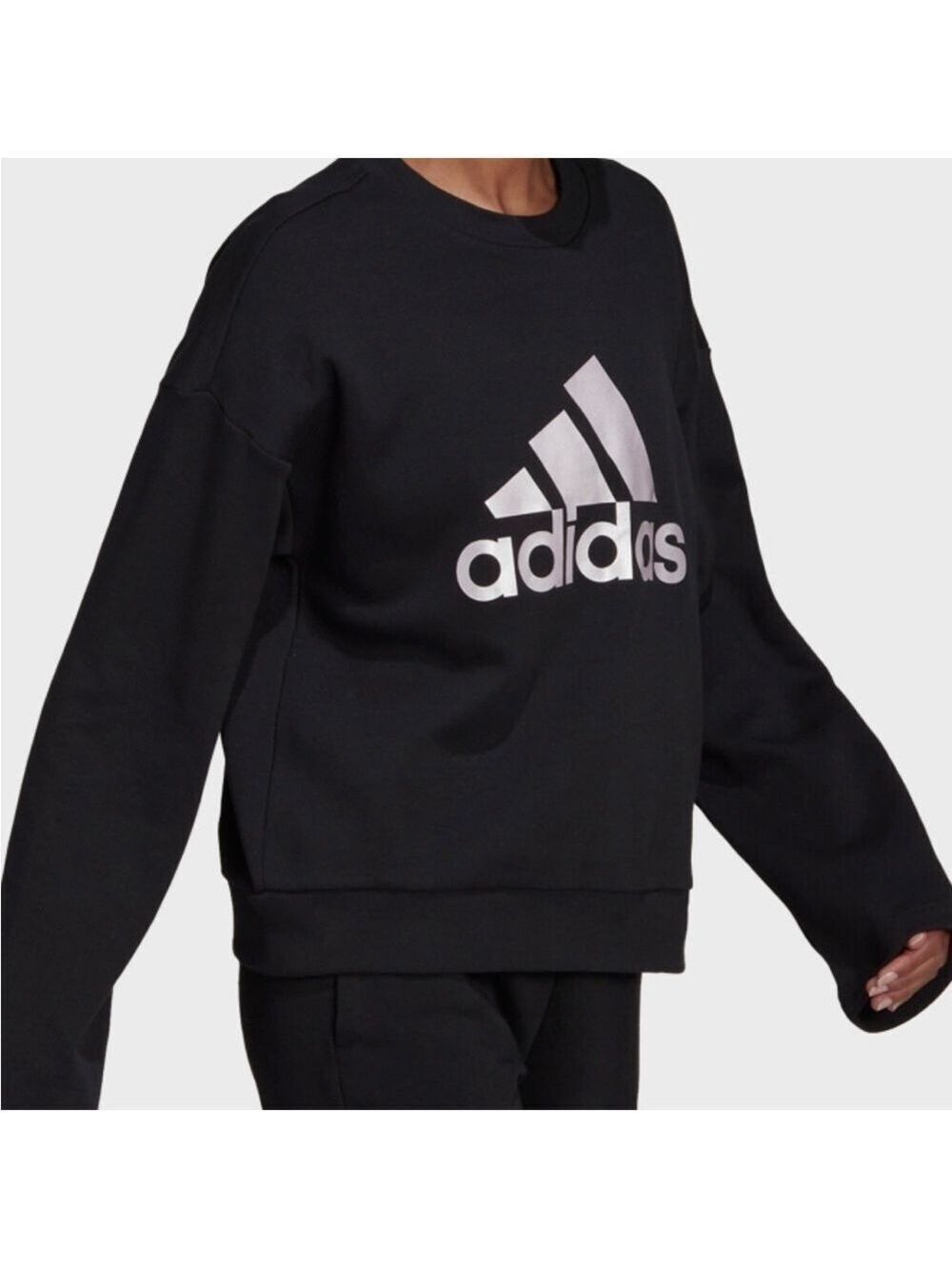 NWT ADIDAS SWEATSHIRT